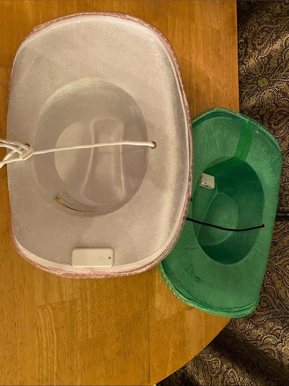 ! Learfield 2 hats for party with three way of light